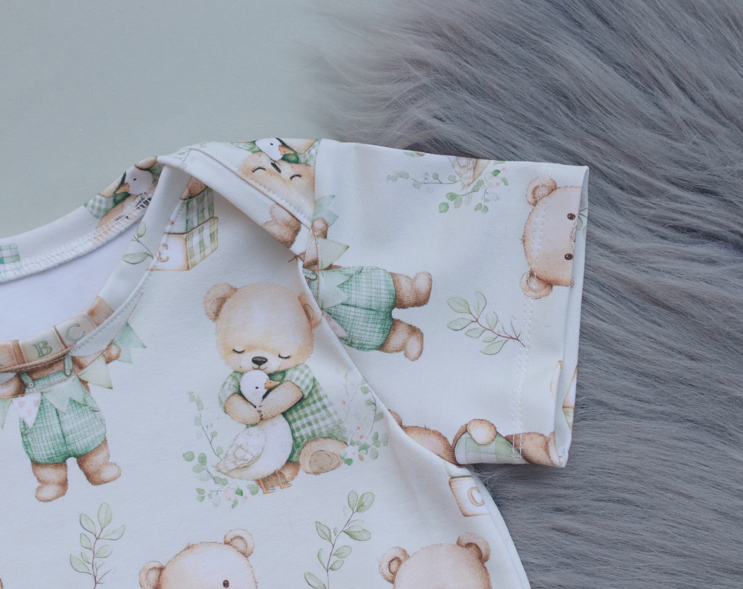 Heleroheline karukestega T-särk - kangavalik - Image 2