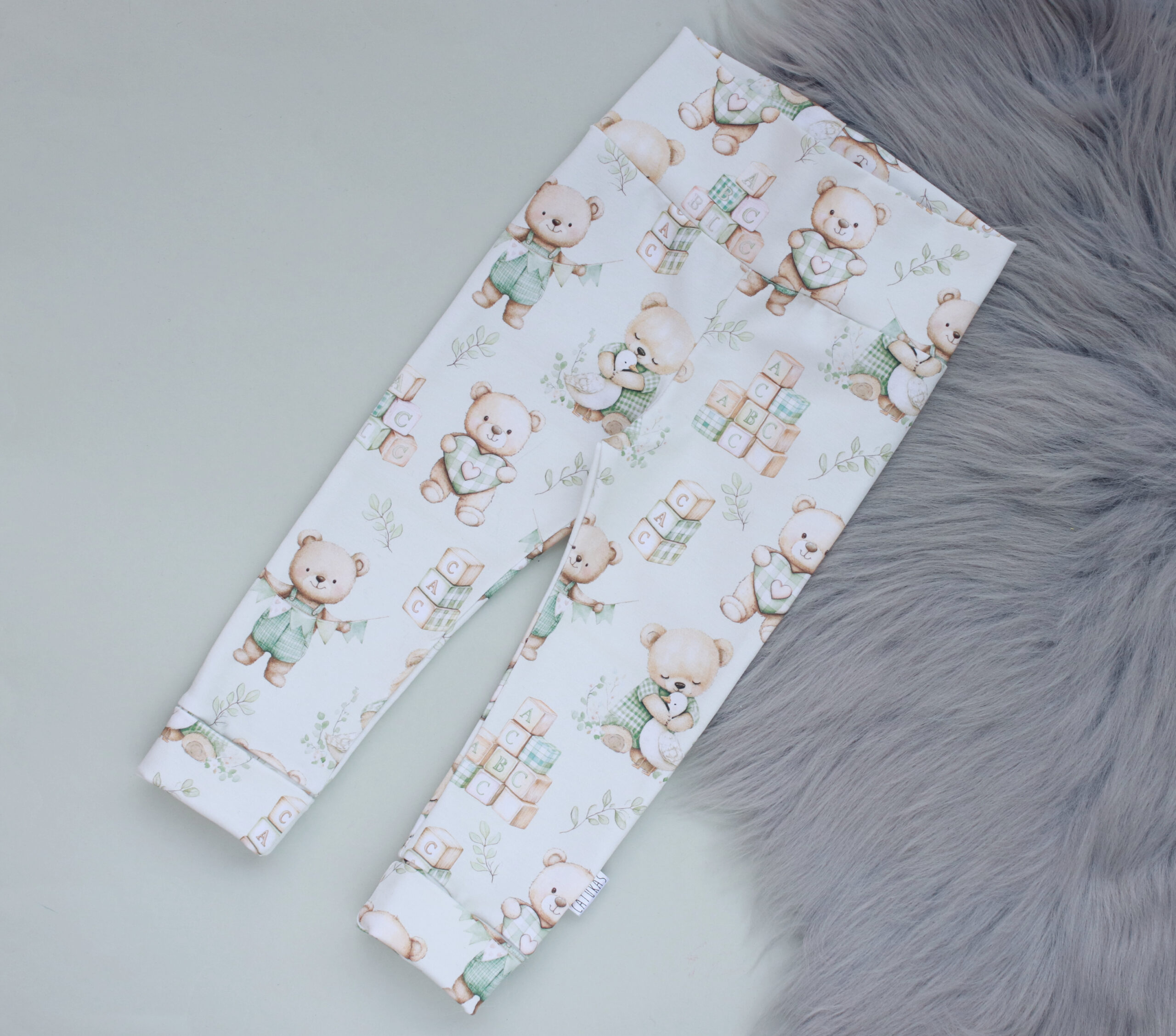 Helerohelised karukestega retuusid - kangavalik