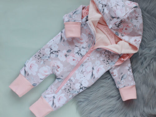 Lillemustriga jumpsuit